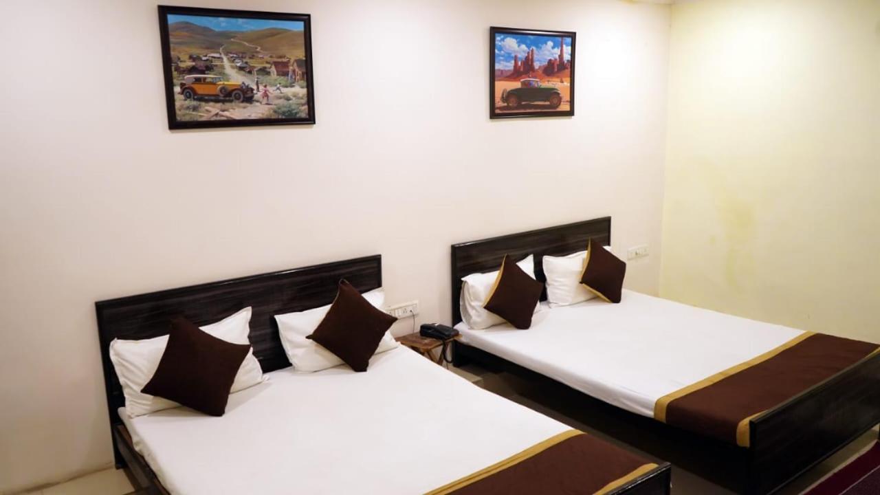Hotel Atithi Niwas Prayagraj Exterior photo